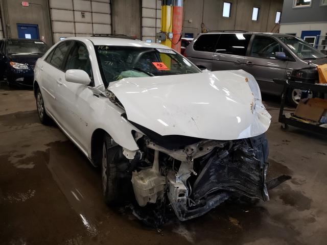 Toyota Camry base (2010)