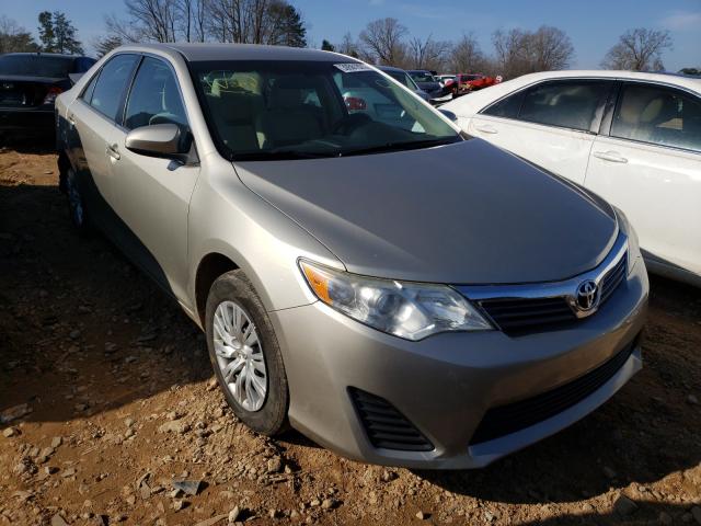 Toyota Camry l (2014)