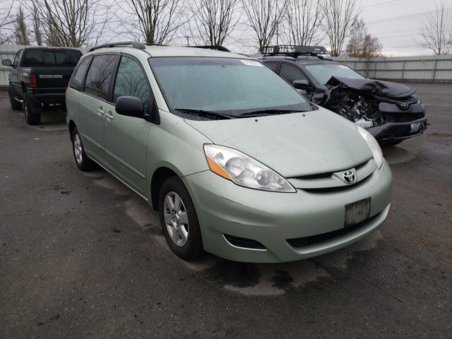 Toyota Sienna ce (2010)