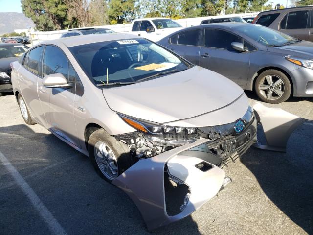 Toyota Prius prim (2021)