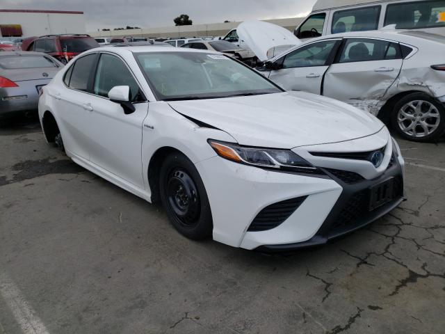 Toyota Camry (2019)