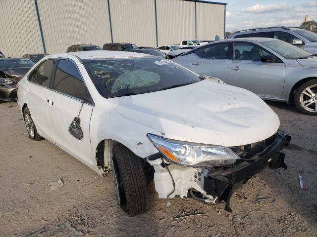 Toyota Camry le (2015)