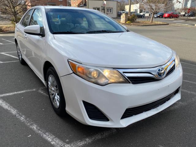 Toyota Camry hybr (2014)