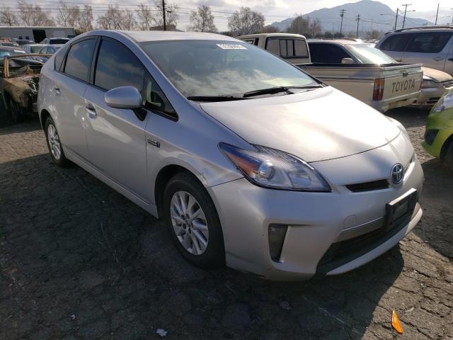 Toyota Prius plug (2015)