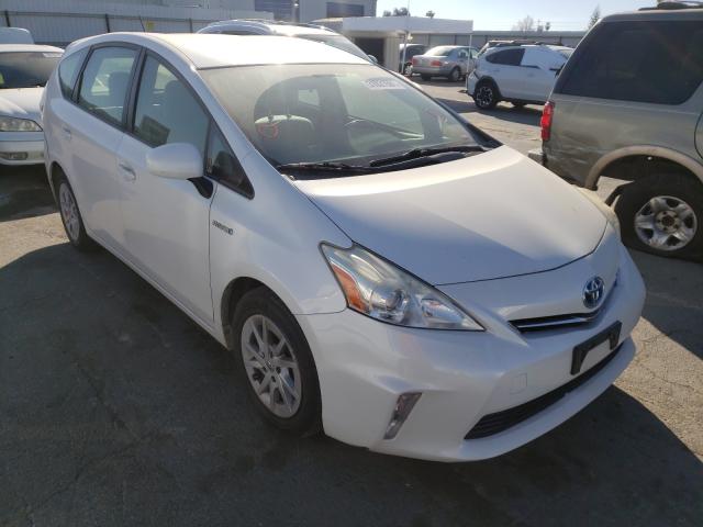 Toyota Prius v (2014)