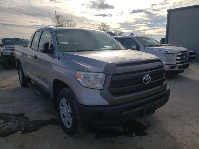 Toyota Tundra dou (2015)