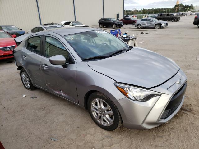 Toyota Scion ia (2016)