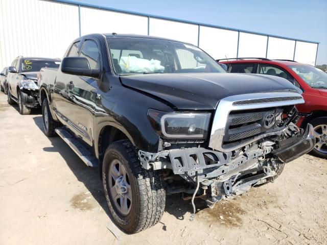 Toyota Tundra dou (2011)