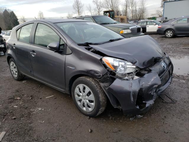 Toyota Prius c (2014)