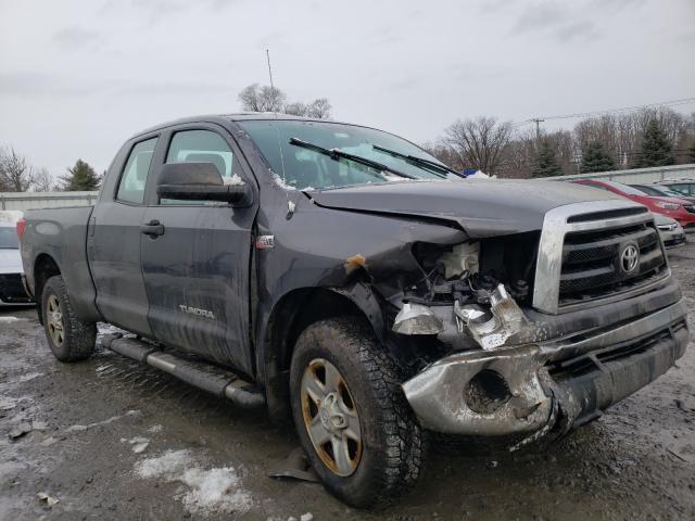 Toyota Tundra dou (2011)
