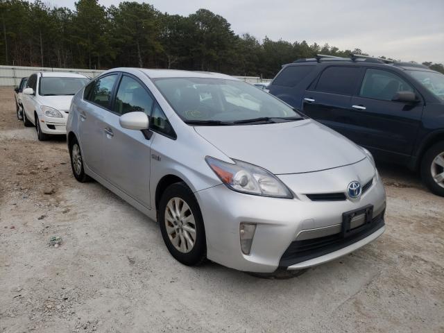 Toyota Prius plug (2012)