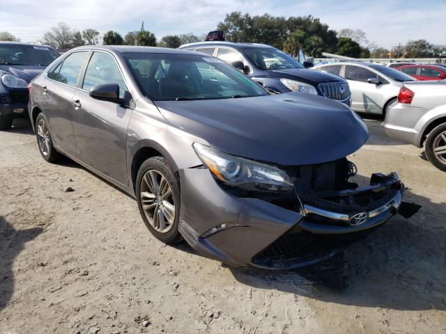 Toyota Camry (2016)