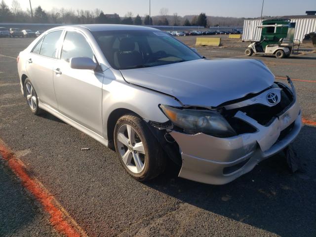 Toyota Camry base (2011)