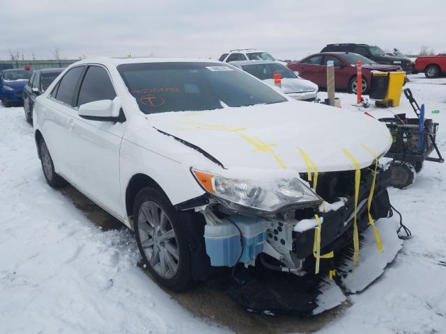 Toyota Camry base (2012)