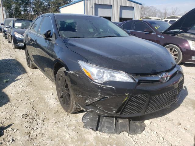 Toyota Camry (2016)