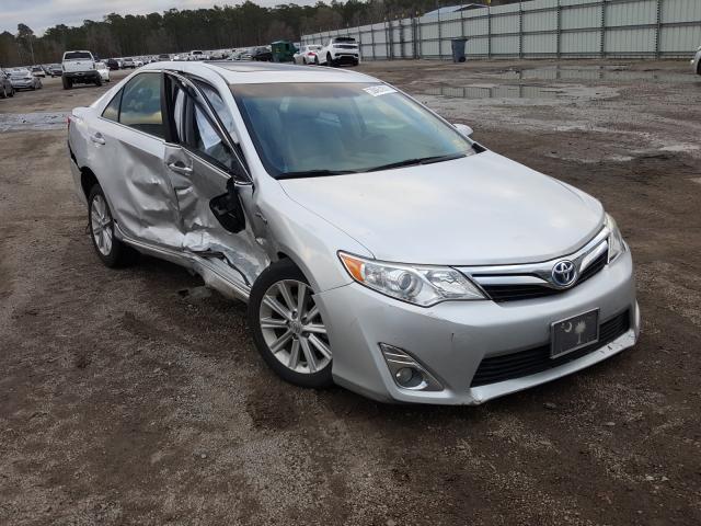 Toyota Camry hybr (2013)