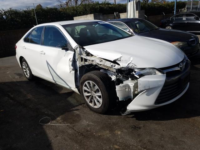 Toyota Camry le (2015)