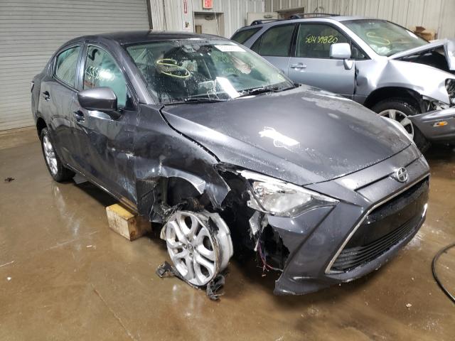 Toyota Scion ia (2016)