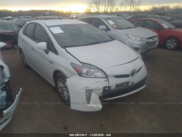 Toyota Prius plug-in (2013)