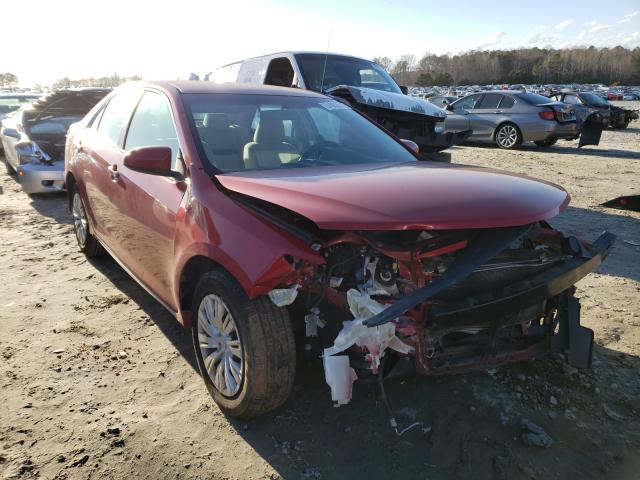 Toyota Camry base (2012)