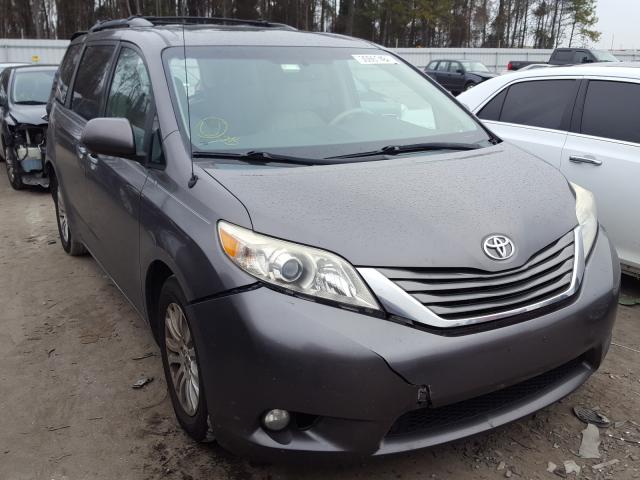 Toyota Sienna xle (2013)