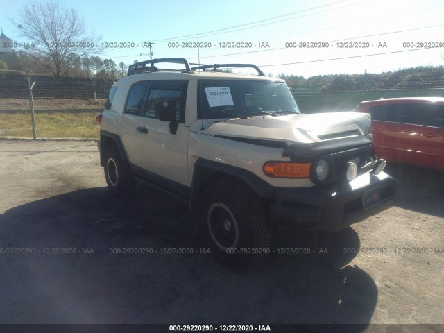 Toyota Fj cruiser (2010)