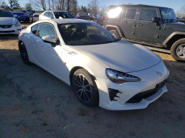 Toyota 86 base (2017)
