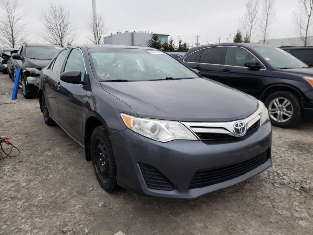 Toyota Camry base (2012)