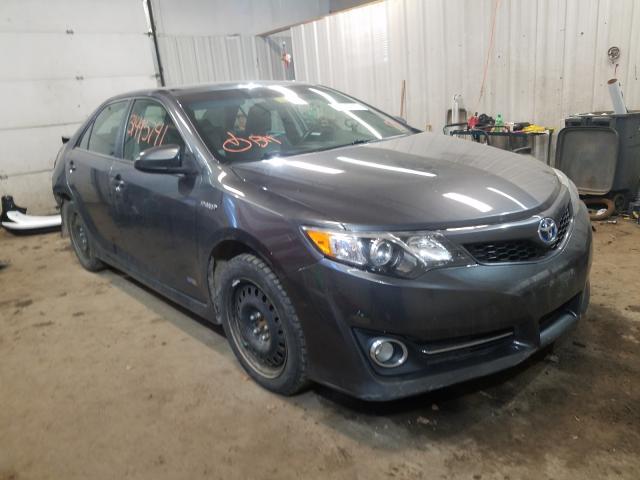 Toyota Camry hybr (2014)