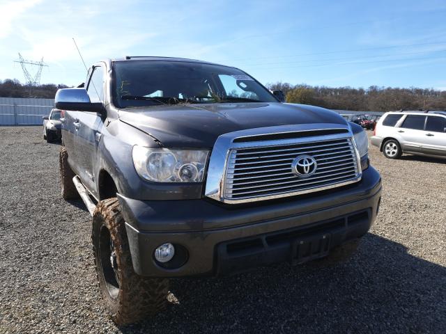 Toyota Tundra cre (2011)