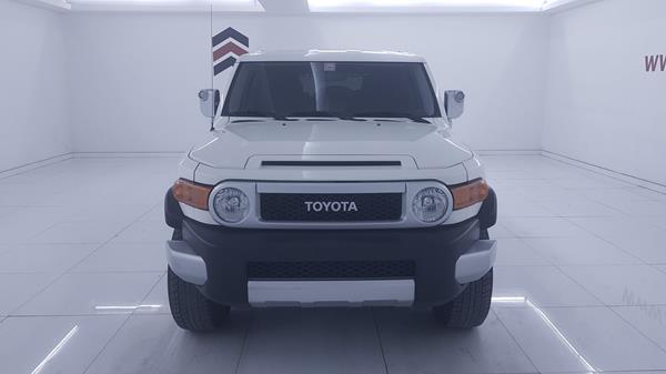 Toyota Fj cruiser (2014)