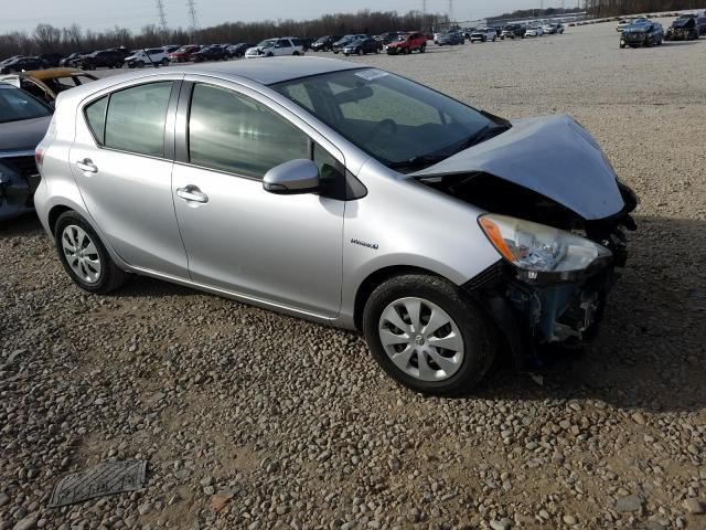 Toyota Prius c (2012)