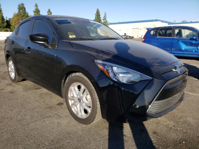Toyota Scion ia (2016)