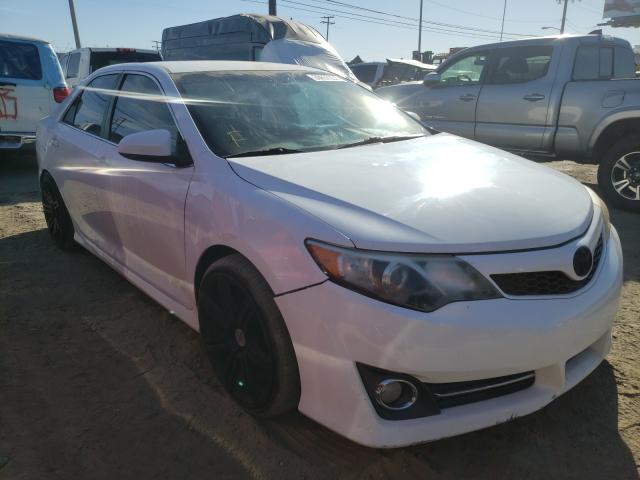 Toyota Camry base (2012)