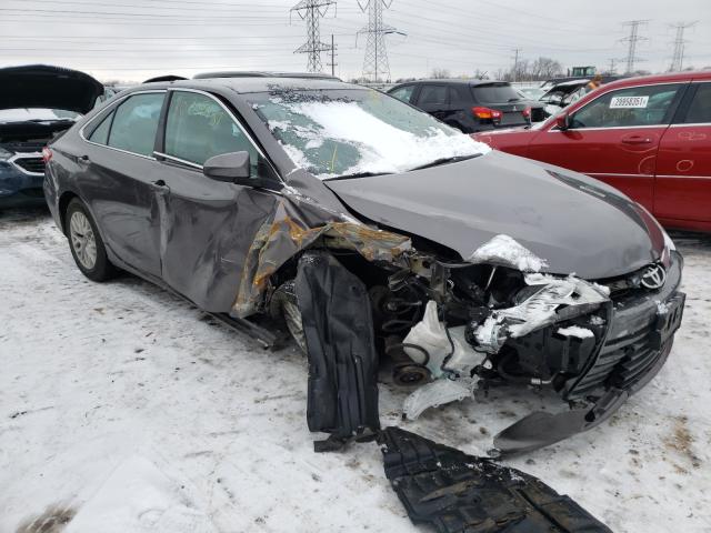 Toyota Camry le (2016)