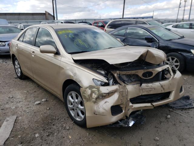 Toyota Camry base (2011)