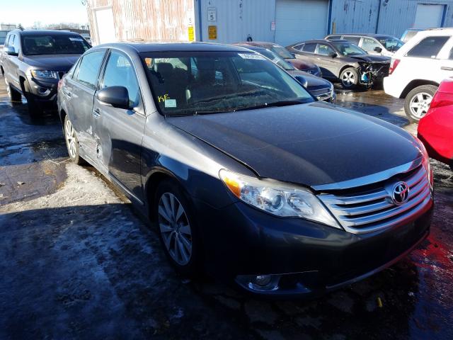 Toyota Avalon bas (2012)