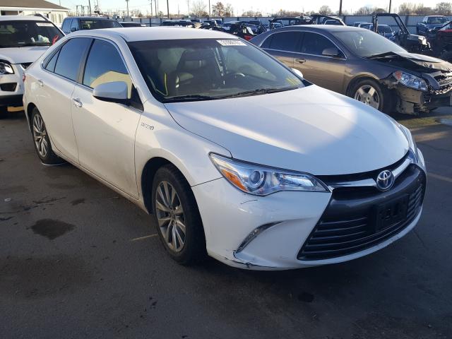 Toyota Camry hybr (2015)