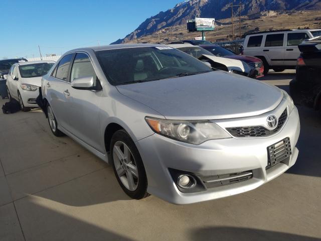 Toyota Camry base (2012)