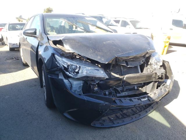 Toyota Camry le (2015)
