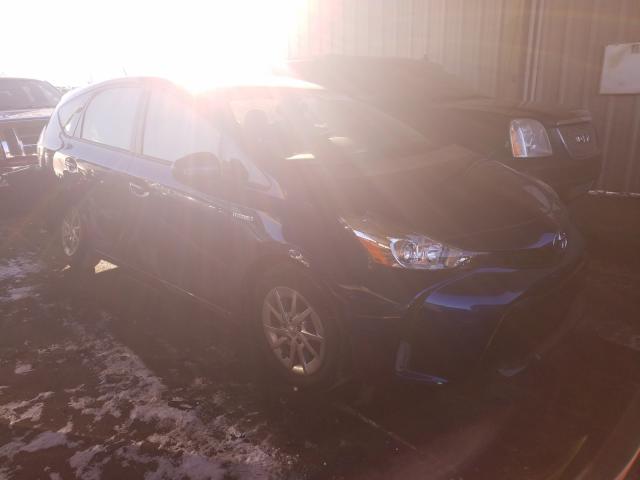 Toyota Prius v (2017)