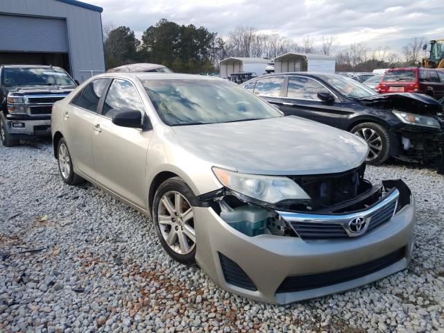 Toyota Camry l (2014)