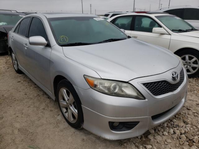 Toyota Camry base (2010)