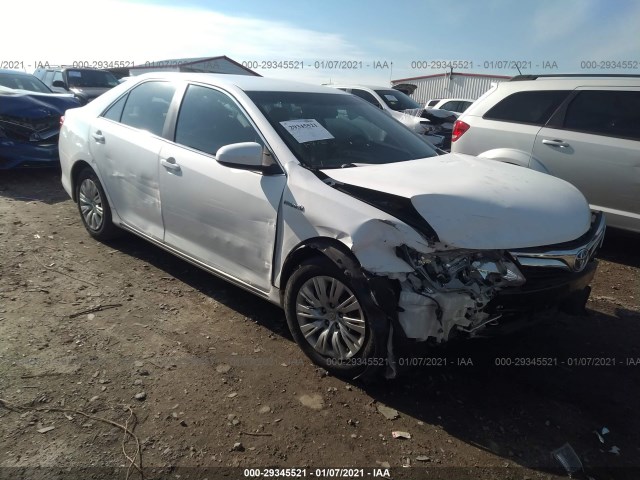 Toyota Camry hybrid (2012)