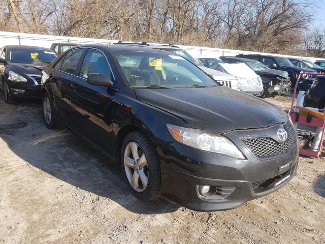 Toyota Camry base (2010)