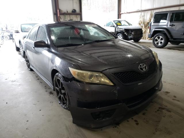 Toyota Camry base (2010)