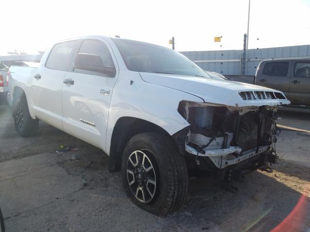 Toyota Tundra cre (2015)