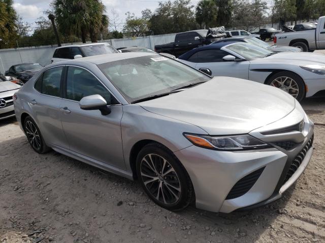 Toyota Camry l (2018)