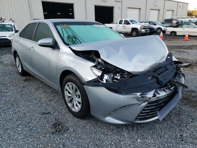 Toyota Camry le (2015)