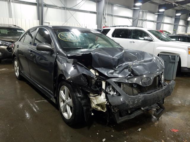 Toyota Camry base (2011)
